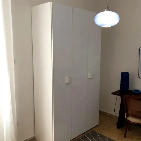 ホームステイ Comfortable Apartments In Lecce